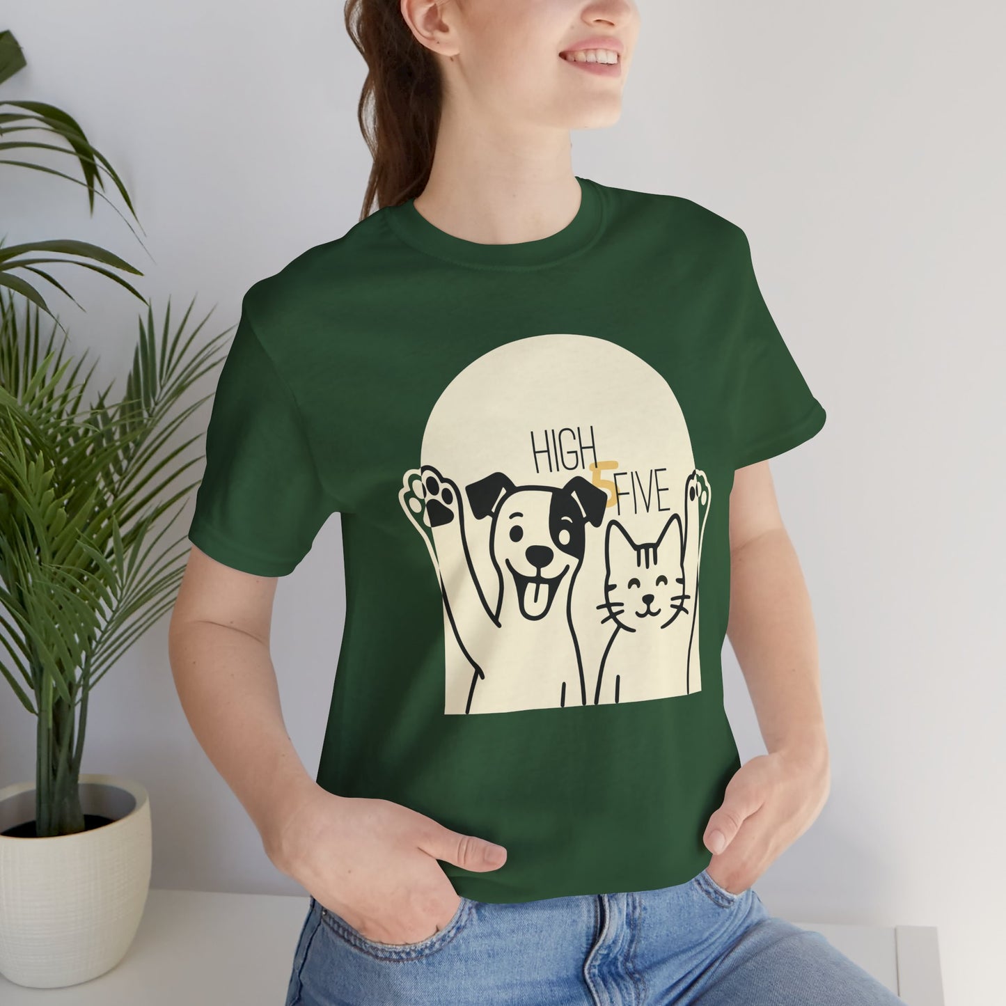 High Five Cat & Dog T-Shirt – Fun & Friendly Animal Lover Tee