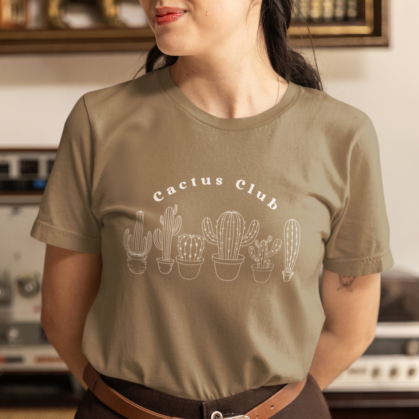 Cactus Club Graphic Tee – Minimal Desert Vibes