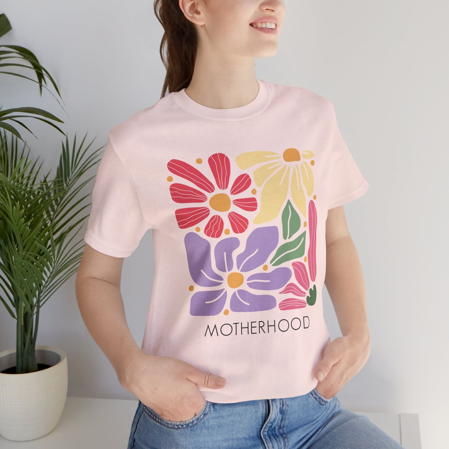 Retro Floral Motherhood Shirt – Cute Aesthetic Mom T-Shirt