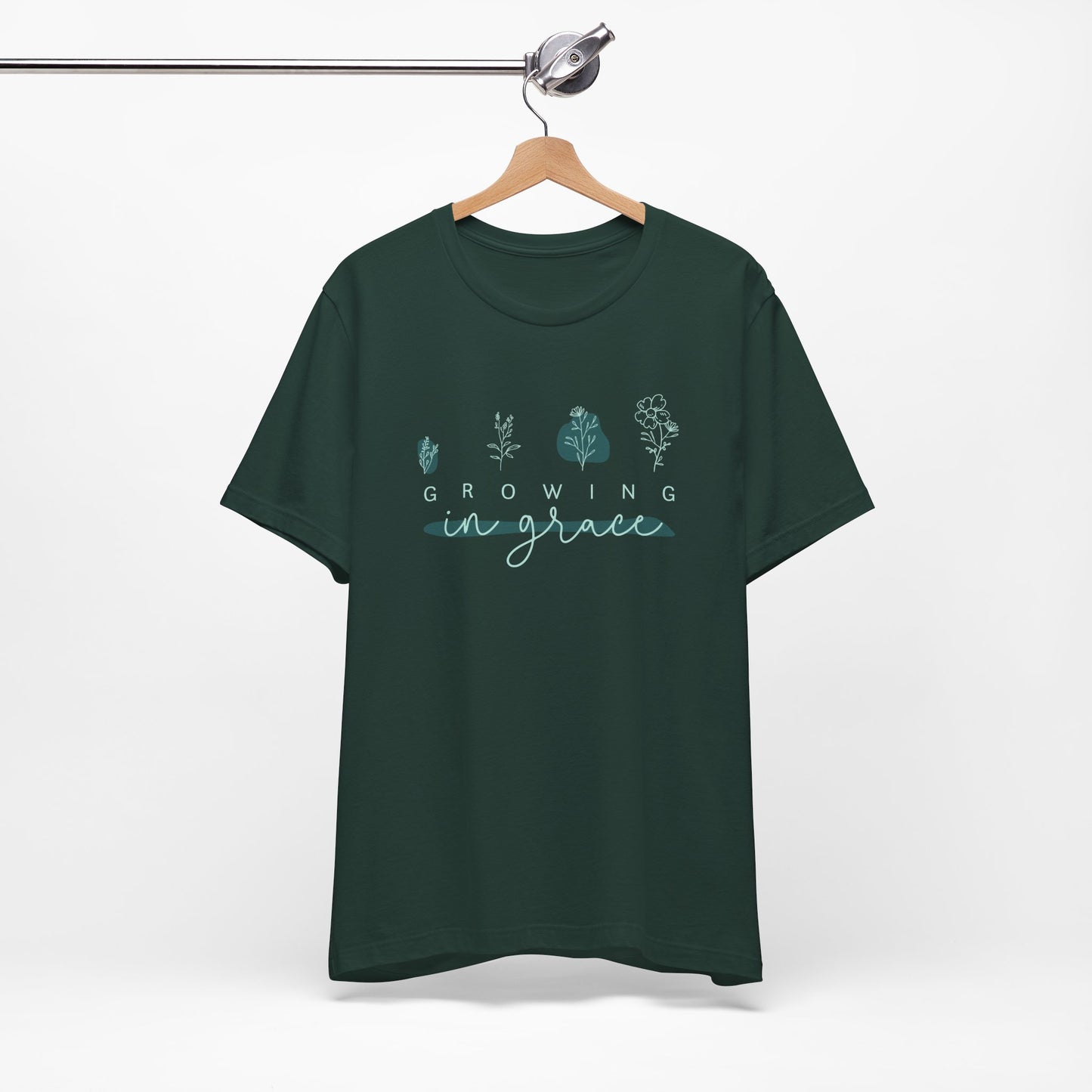Amazing Grace Christian Floral T-Shirt – Faith Inspired Botanical Graphic Tee for Women