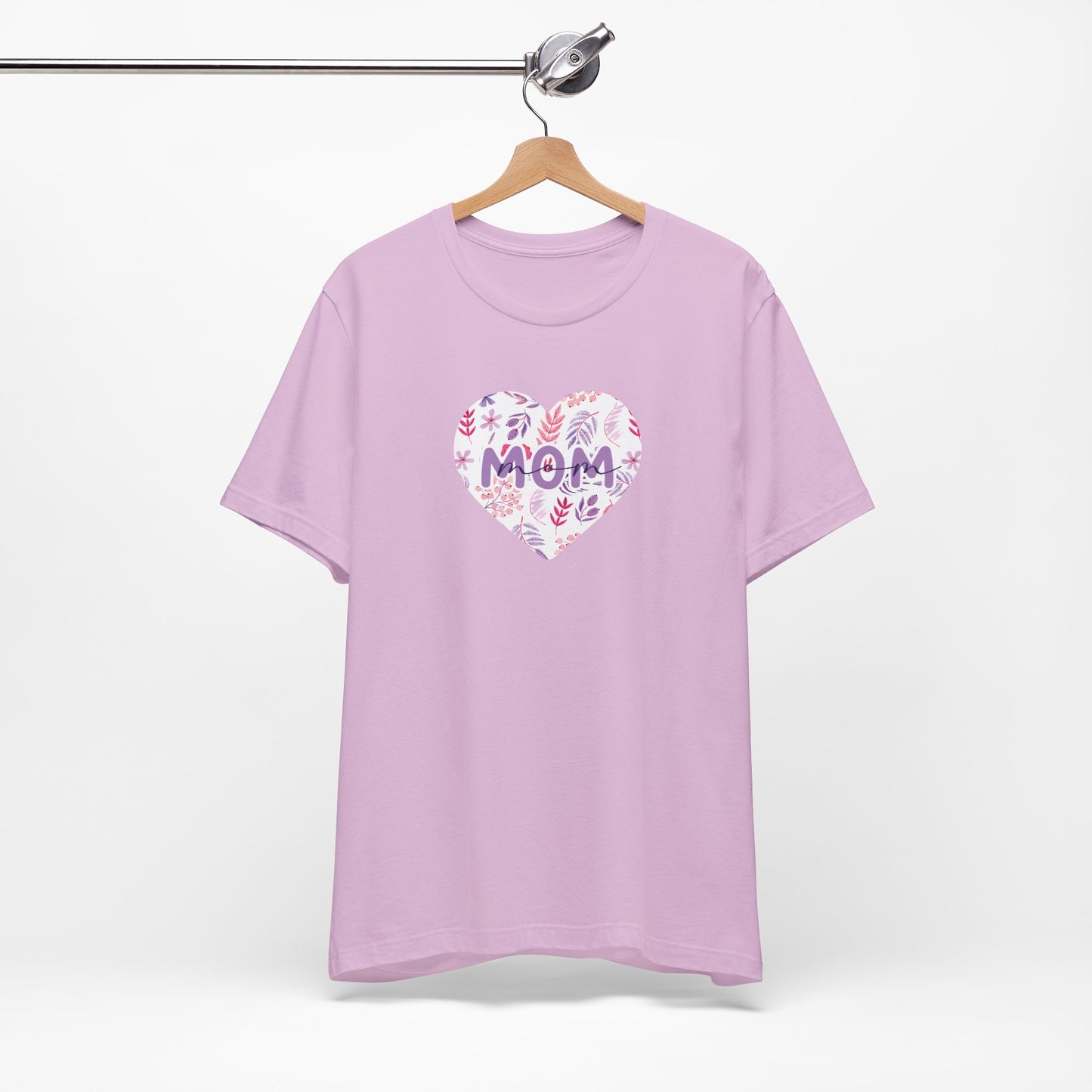 Floral Mom Heart Graphic Tee for Women – Cute Gift Idea