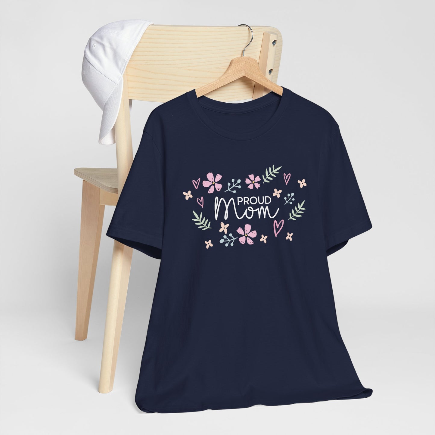 Proud Mom Flower Graphic Tee – Sweet Mother’s Day Shirt for Women