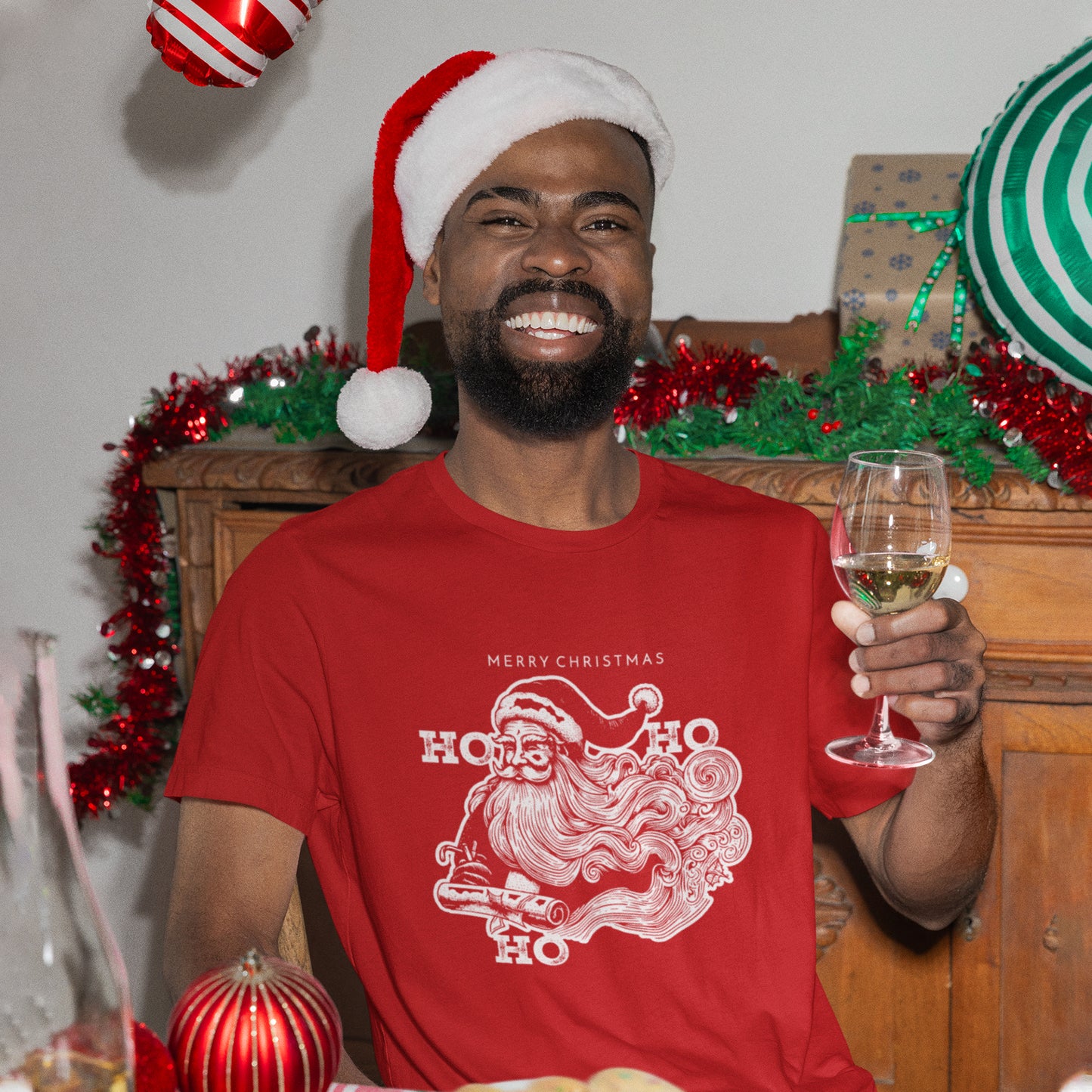 Vintage Santa Claus "Ho Ho Ho" Christmas T-Shirt – Retro Merry Christmas Holiday Tee