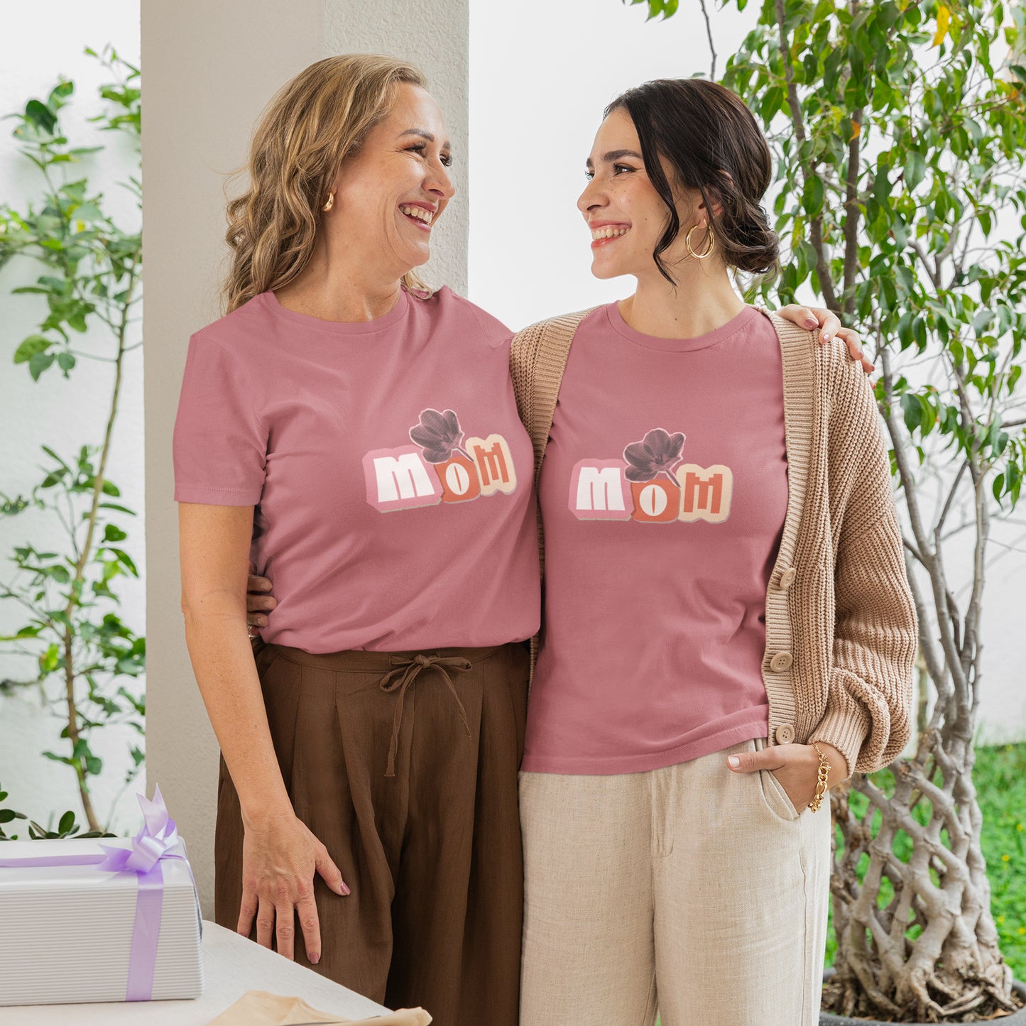 Retro Mom T-Shirt for Women – Cute Mother’s Day Graphic Tee Gift