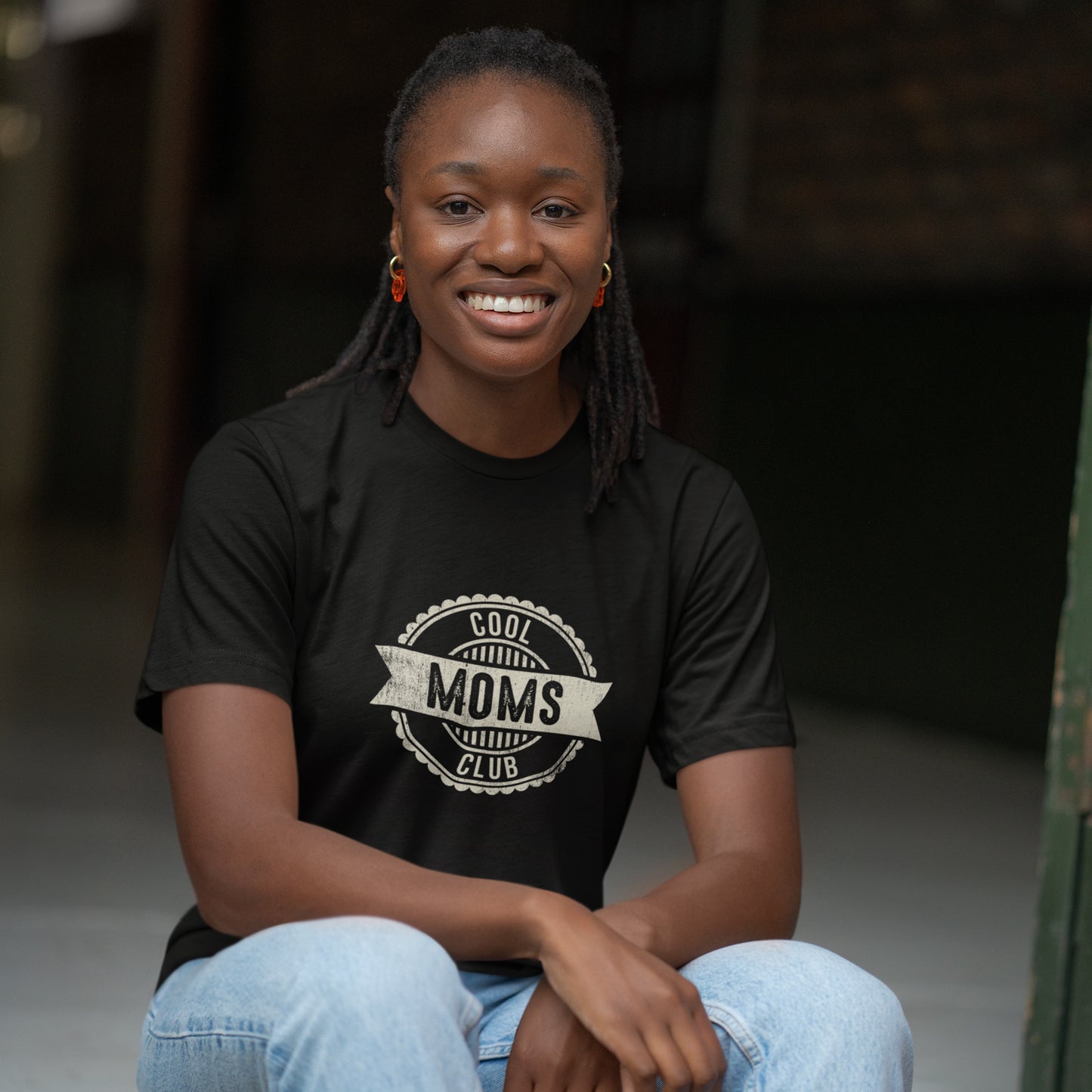 Cool Moms Club Vintage Graphic Tee for Women