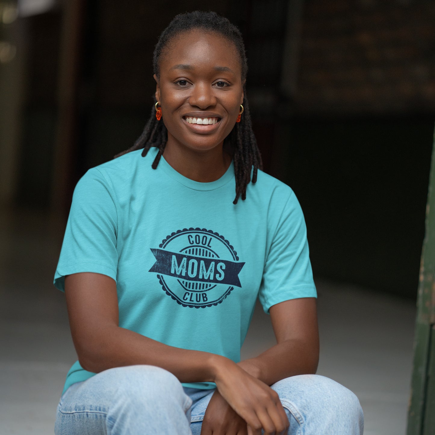 Cool Moms Club Vintage Graphic Tee for Women