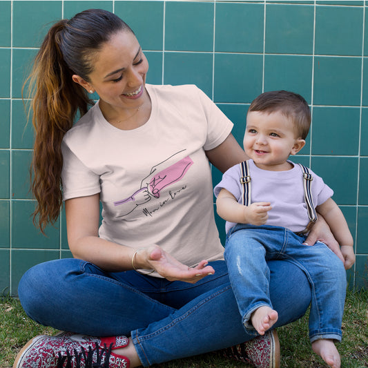 Mother and Child Line Art T-Shirt – Minimalist Mom Love Graphic Tee