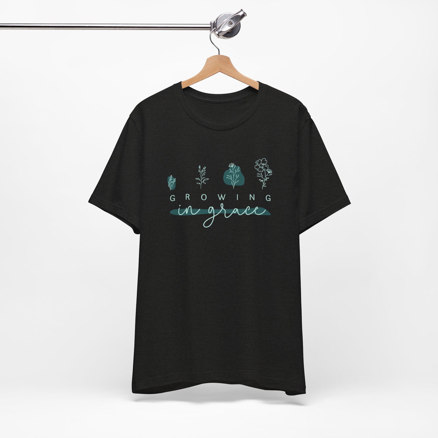 Amazing Grace Christian Floral T-Shirt – Faith Inspired Botanical Graphic Tee for Women