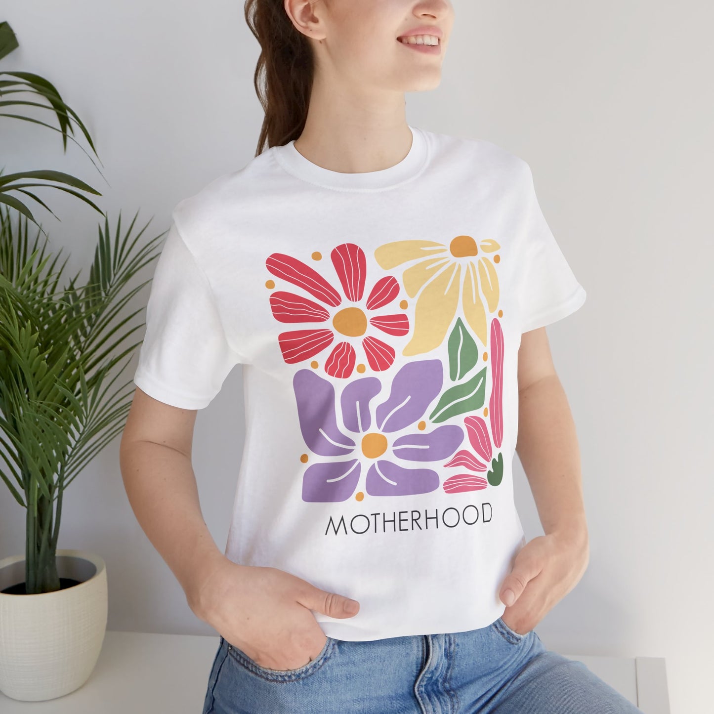 Retro Floral Motherhood Shirt – Cute Aesthetic Mom T-Shirt
