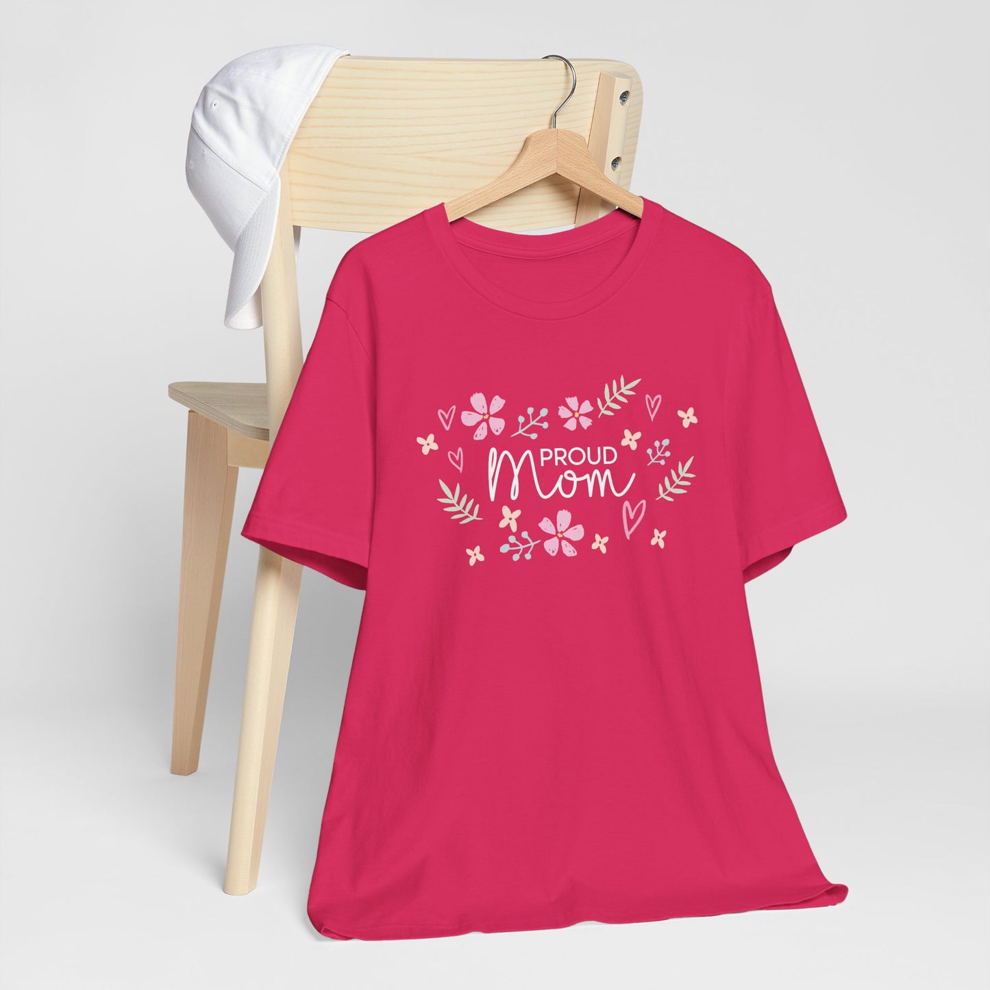 Proud Mom Flower Graphic Tee – Sweet Mother’s Day Shirt for Women